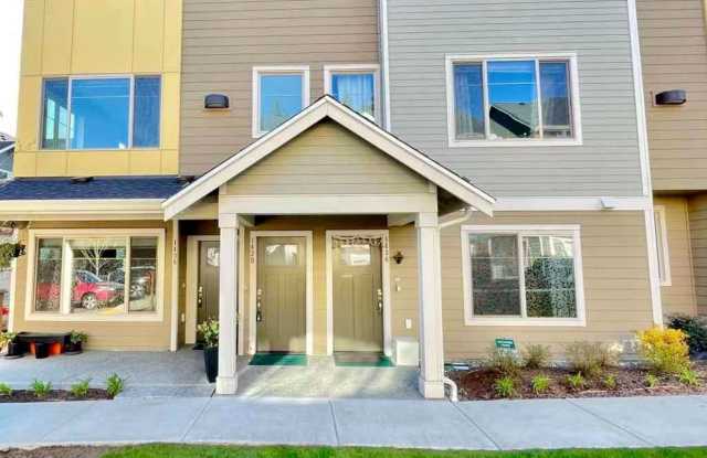 1430 158th ct ne - 1430 158th Ct NE, Bellevue, WA 98008