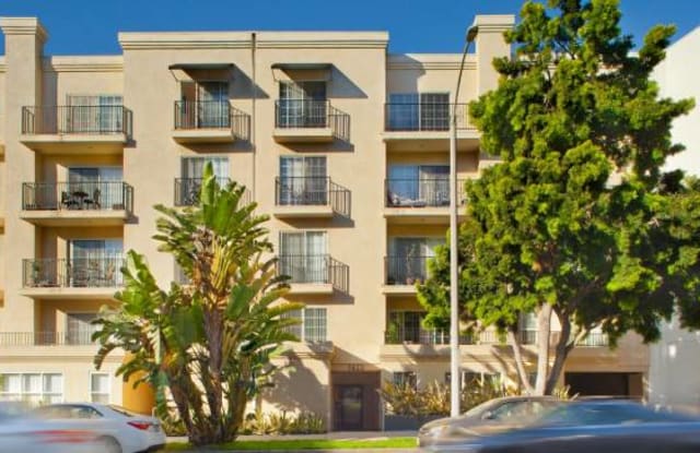 Photo of 1422-1432 on 7th