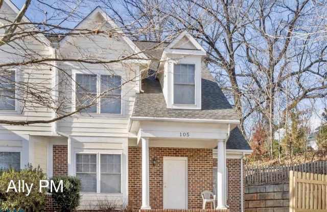 105 Old Fifth Circle - 1