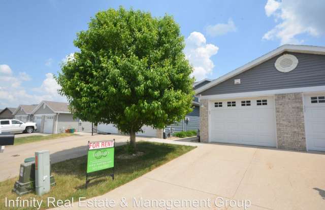 495 Pointe Ct SW