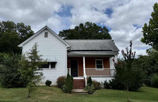 904 Carolina Avenue