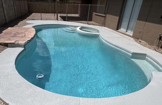 7301 W CANTERBURY Drive