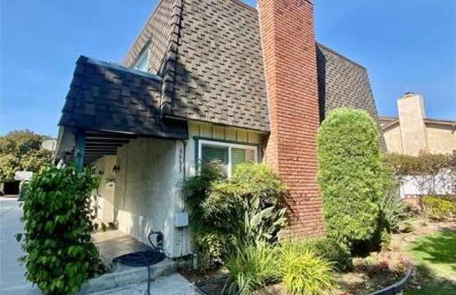 3933 Emerald Street