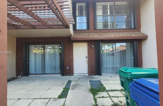 11500 SW 64th St