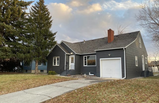 832 Parkhill - 832 Parkhill Drive, Billings, MT 59102