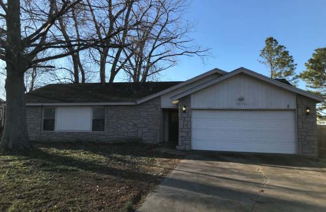 20916 E 38th St S - 20916 East 38th Street South, Broken Arrow, OK 74014