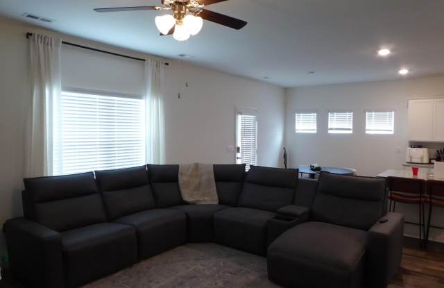 3021 SPECKLEBELLY WAY