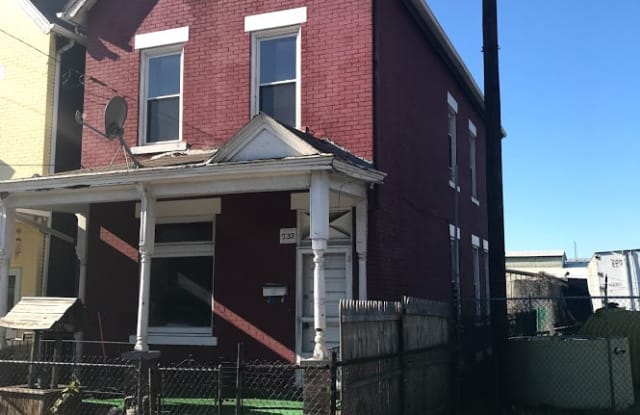 233 1st St - 233 1st Street, Braddock, PA 15104