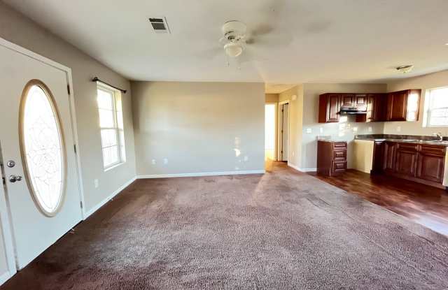 3 bedroom 2 bath single family home in White Pine