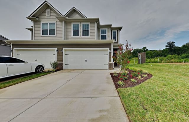 2126 Nectar Ln - 2126 Nectar Ln, Columbia, TN 38401