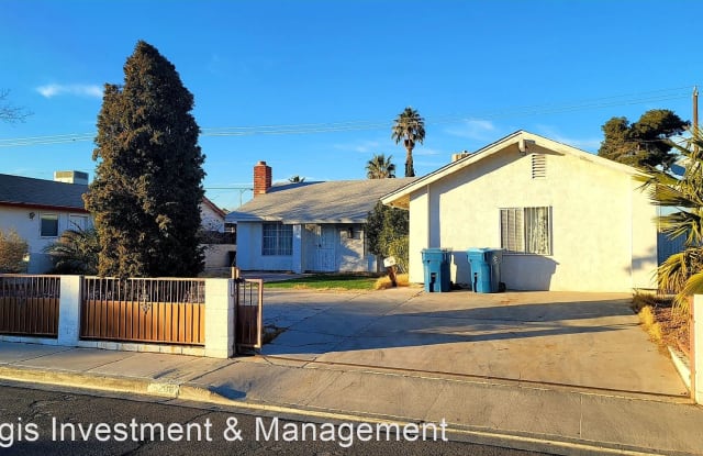 5266 W Stampa Ave - 5266 Stampa Ave, Spring Valley, NV 89146