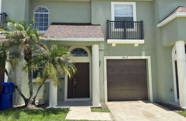 4317 PARADISE COVE COURT
