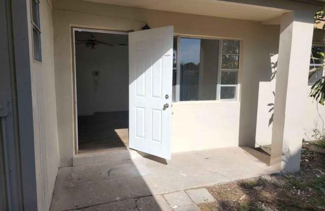 117 SW 7th Avenue