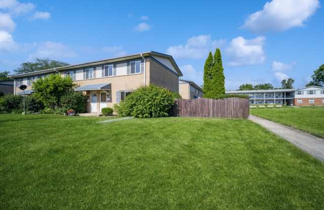 1754 Greenwood Road