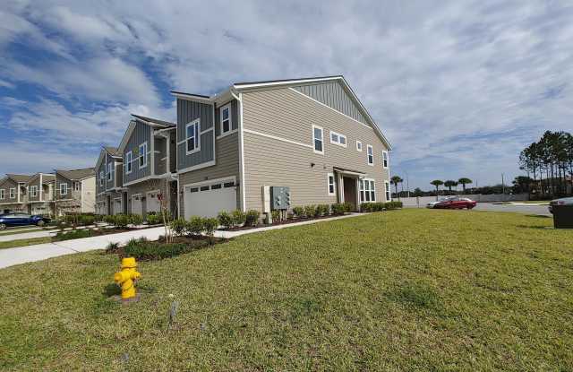 11253 MINNETTA Court