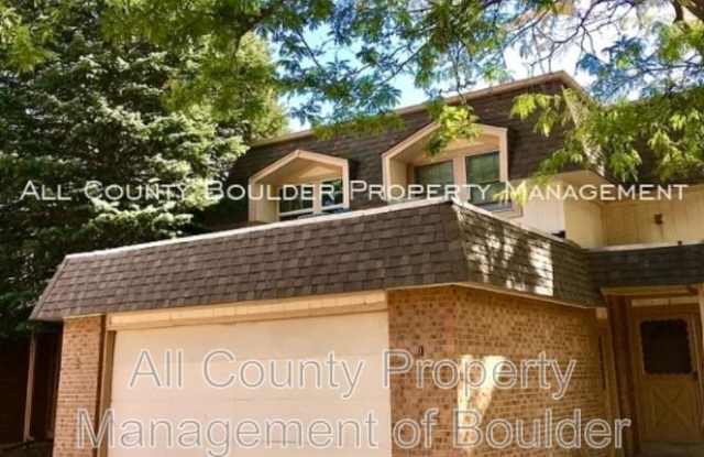 3850 Paseo Del Prado