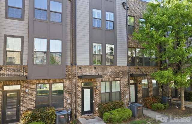 522 Music Hall Way