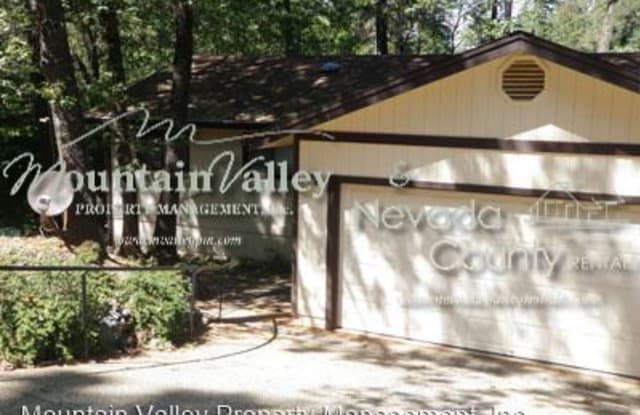 21387 Oak Ridge Drive - 21387 Oak Ridge Drive, Nevada County, CA 95945