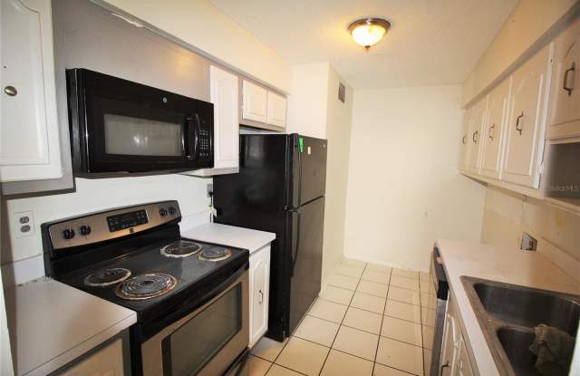520 Orange Dr. Unit 12