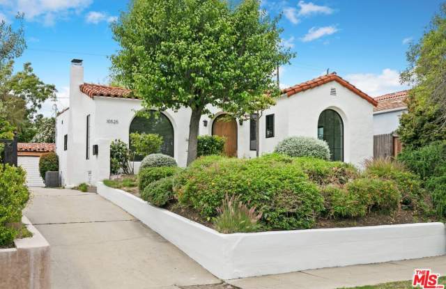 10525 Cushdon Avenue