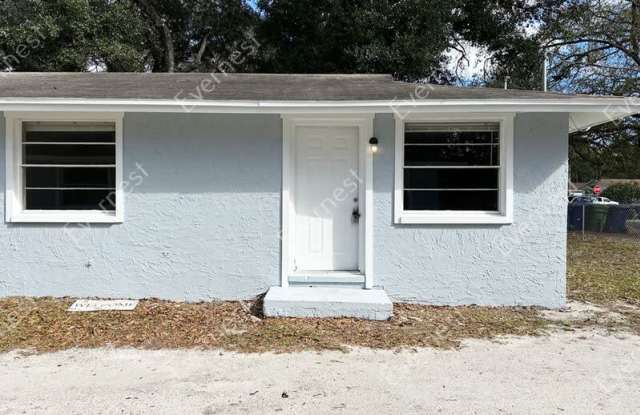 1204 E 99th Ave - 1204 East 99th Avenue, Tampa, FL 33612