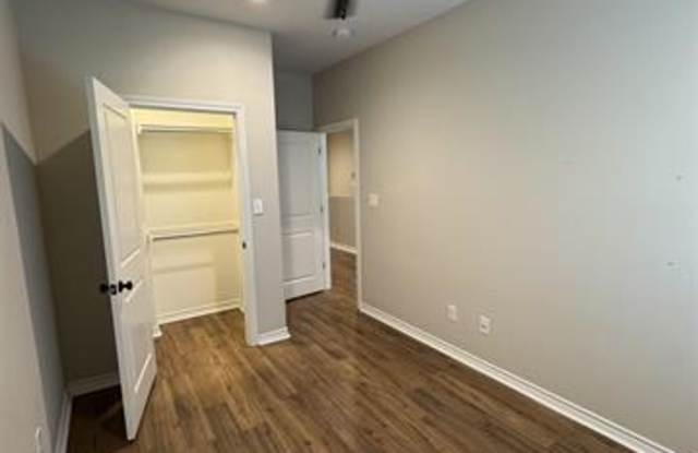 5670 Shadowbend Circle W Unit 106 - 1