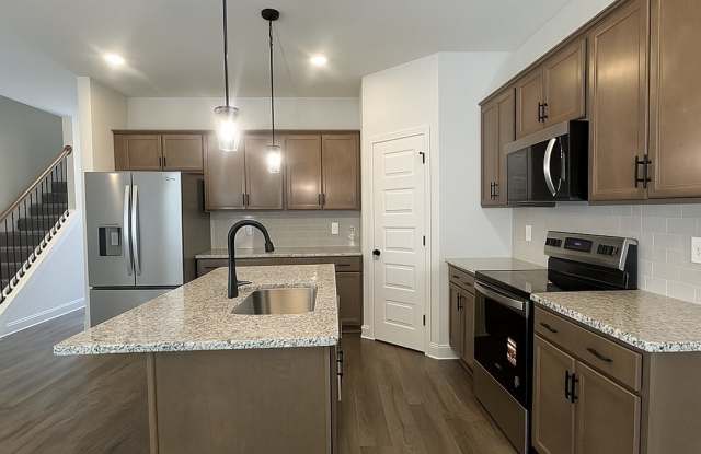 MOVE IN READY -3 Bed, 2.5 Bath 1 car garage townhome in Clayton's Ashcroft community!