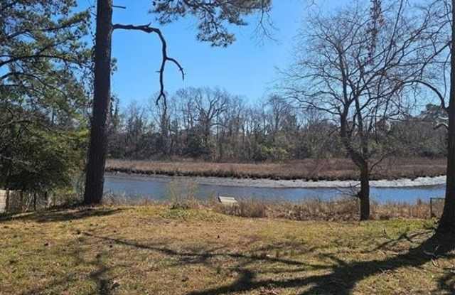 8384 Capeview Avenue