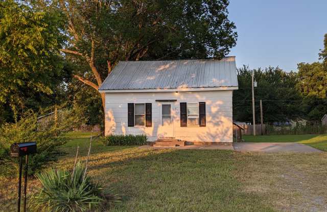 831 South Burdick Street