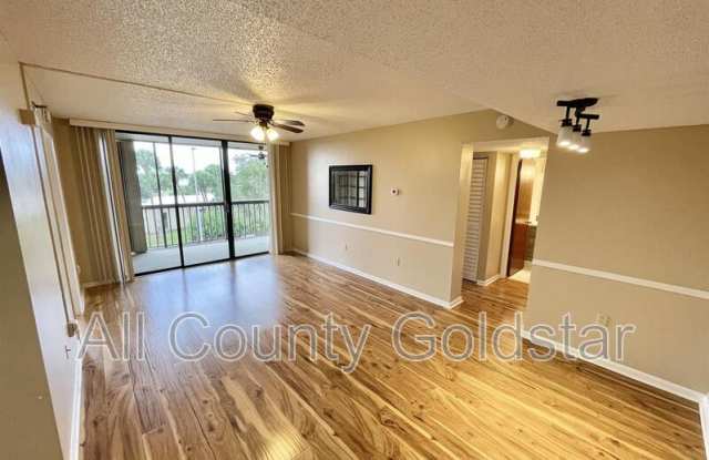 21405 Olean Blvd