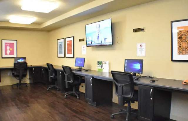 Traditions at Englewood - 55+ Senior Housing