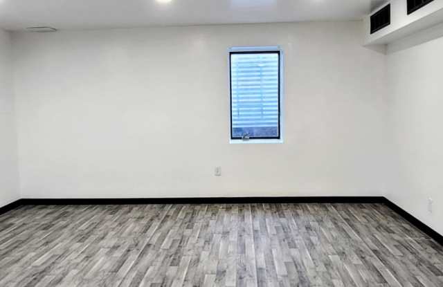 7515 Cloman Way East