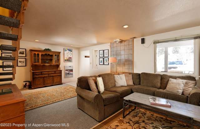 1501 Maroon Creek Road unit: #5