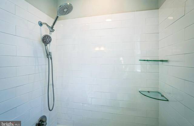 3406 STOCKTON STREET