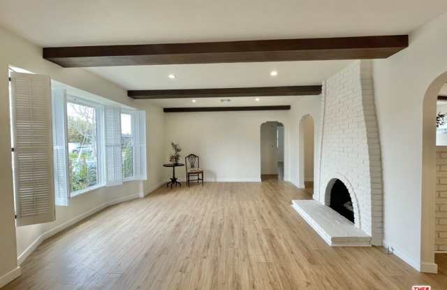 3702 Sawtelle Blvd
