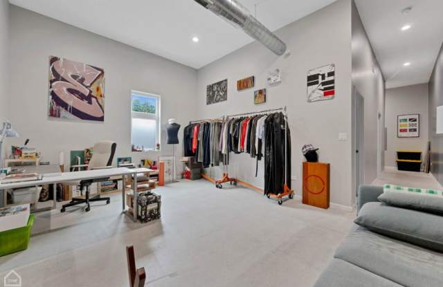 1921 c South Jefferson St.