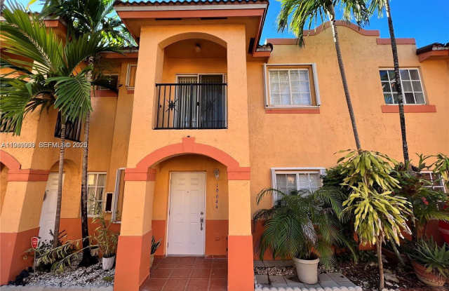 Photo of 10644 Northwest 87th Avenue