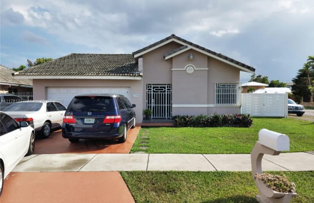 13290 SW 39th Ter - 13290 SW 39th Ter, Tamiami, FL 33175