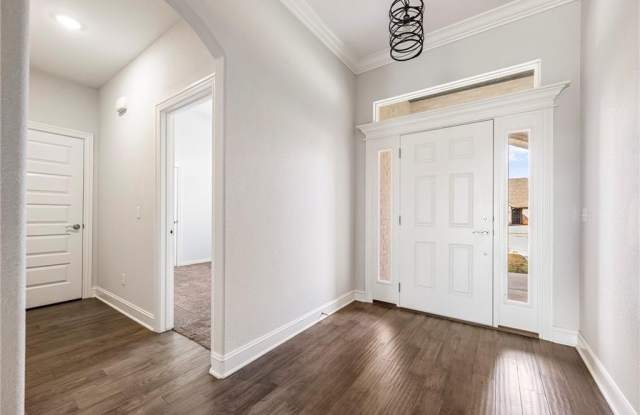 2016  W Chandler  AVE