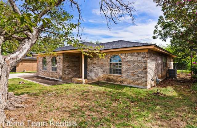 109 Manning Dr - 109 Manning Drive, Copperas Cove, TX 76522