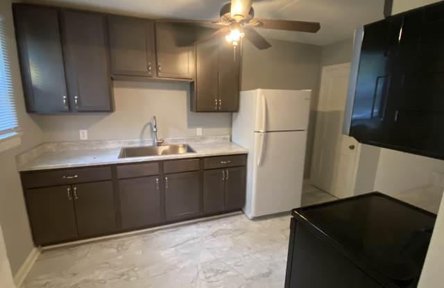 Photo of 2420 Brandon Avenue Southwest