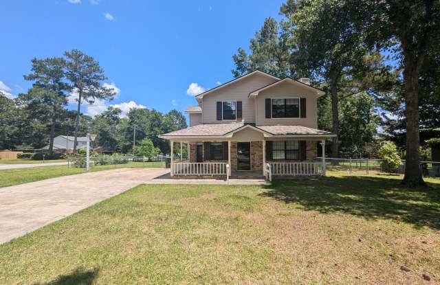 1410 Brittney Ln