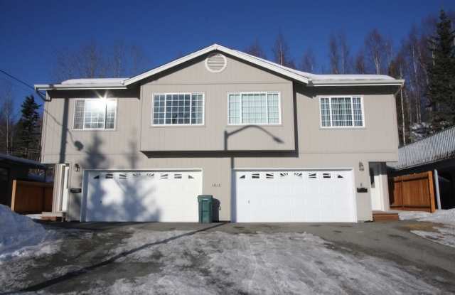 3 Bedroom Duplex Near JBER! - 1612 Beaver Place, Anchorage, AK 99504