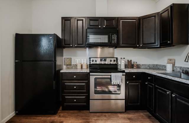 112 Vista Alta St