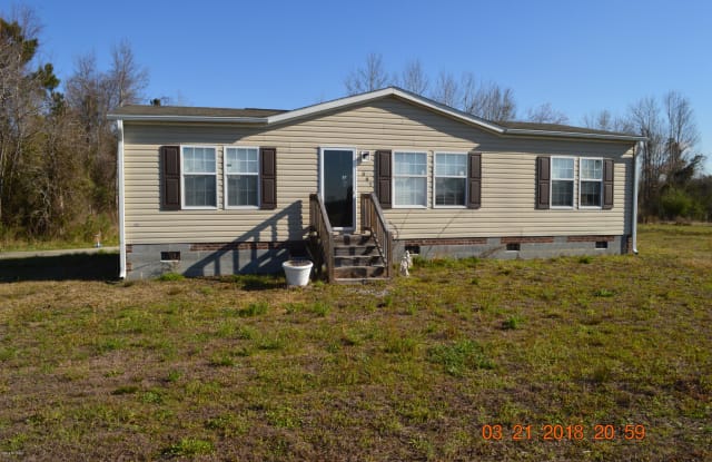 647 Old 30 Road - 647 Old 30 Rd, Onslow County, NC 28546