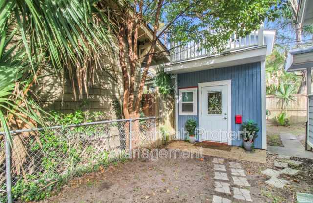 1206 East 48th Street Cottage