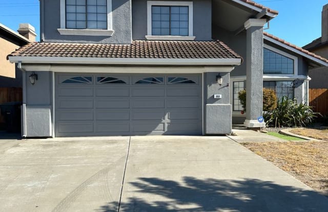 168 Greenbriar Way - 168 Greenbriar Way, Salinas, CA 93907