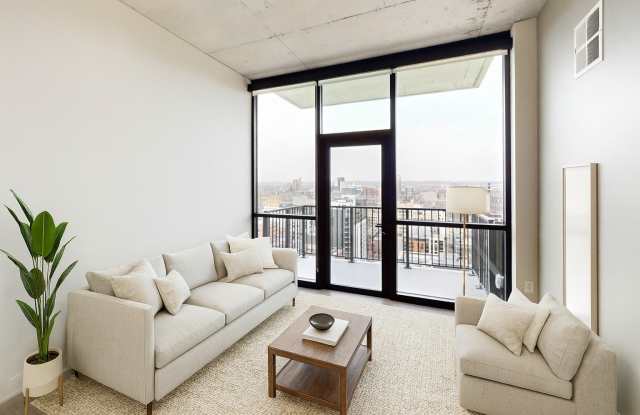 4th & Park Apartments