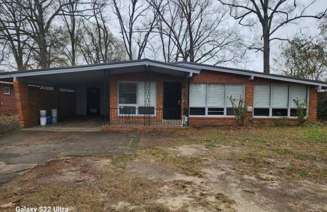 3 bedroom 2 bath Columbus, GA - 2467 Walker Street, Columbus, GA 31903