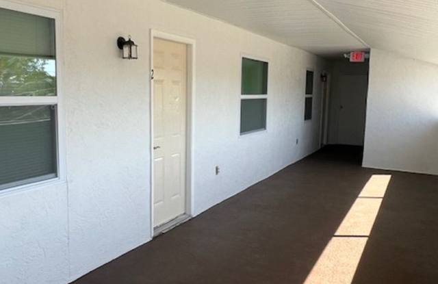 El Jobean Apartment Located near Myakka River and fishing Pier - 14385 Woodstock Road, Charlotte County, FL 33953